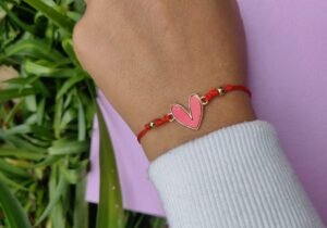 PULSERA CORAZÓN ROJO